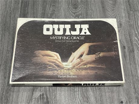 1972 PARKER BROTHERS OUIJA BOARD GAME - COMPLETE