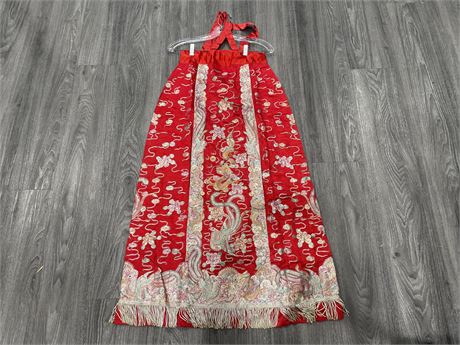 VINTAGE CHINESE HIGHLY EMBROIDERED, METAL THREADS APRON SKIRT