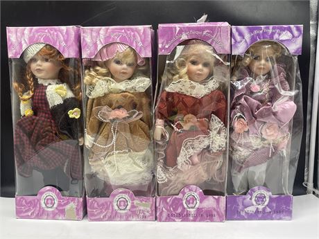 4 IN BOX 1998 CLASSICAL TREASURE DOLL COLLECTION