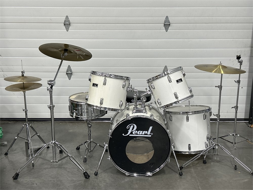Urban Auctions - PEARL EXPORT SERIES DRUMSET W/ ZILJIAN 18” CRASH