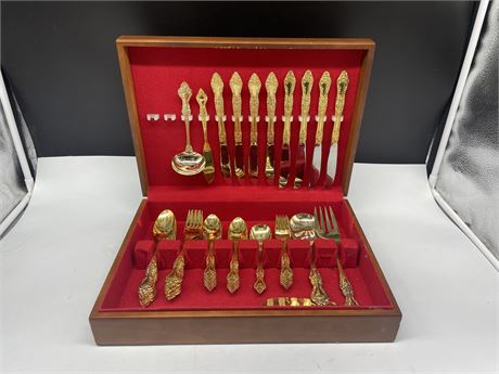 55PCS OF GOLD PLATED CUTLERY