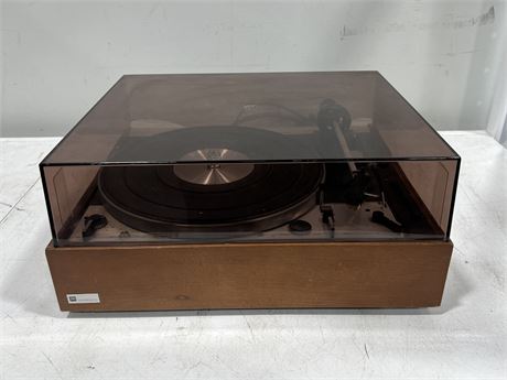 DUAL 1229Q TURNTABLE - UNTESTED, DUST COVER HAS DAMAGE