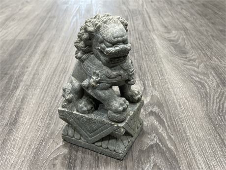HAND CARVED HEAVY CHINESE ROCK FU DOG LION - 8”