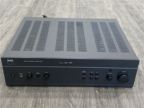 NAD STEREO INTEGRATED AMPLIFIER / MODEL 317 230V - WORKING