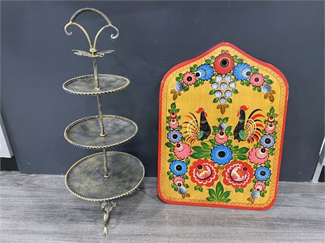 3 TIER WROUGHT IRON STAND (26” tall) & WOOD ROOSTER WALL DECOR
