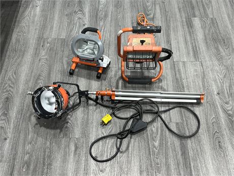 3 CONSTRUCTION LIGHTS - WORKING