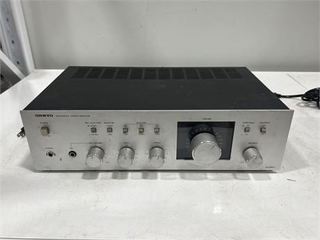 ONKYO A-3900 STEREO AMP - UNTESTED