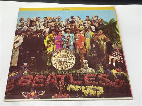 THE BEATLES - SGT. PEPPER’S LONELY HEARTS CLUB BAND - VG+