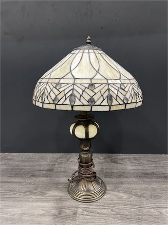 TIFFANY STYLE STAIN-GLASS LAMP 2FT TALL