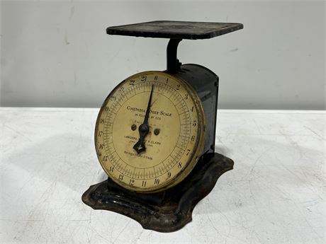 ANTIQUE COLUMBIA FAMILY SCALE (8.5” tall)