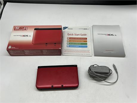 NINTENDO 3DS XL COMPLETE W/BOX & MANUAL - WORKS