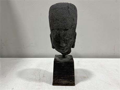 HEAVY VINTAGE EGYPTIAN SCULPTURE - PHAROE HEAD (12”)
