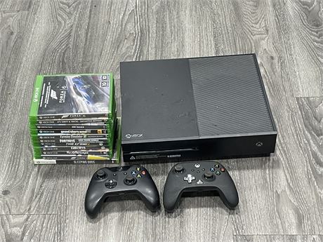 XBOX ONE CONSOLE W/ CONTROLLERS & GAMES (NO CORDS)
