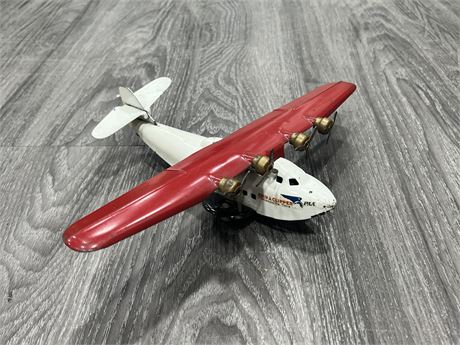 EARLY WYANDOTLE METAL CHINA CLIPPER AIRPLANE 9” LONG 12” WINGSPAN