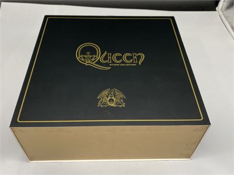 QUEEN STUDIO COLLECTION DELUXE BOX SET (2015) - 15 VINYL ALBUMS & BOOK (MINT)