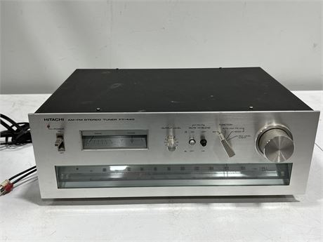 HITACHI FT-440 STEREO TUNER - UNTESTED