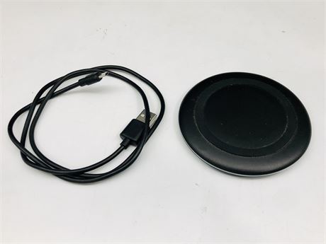 WIRELESS PHONE CHARGER (WITH CORD)