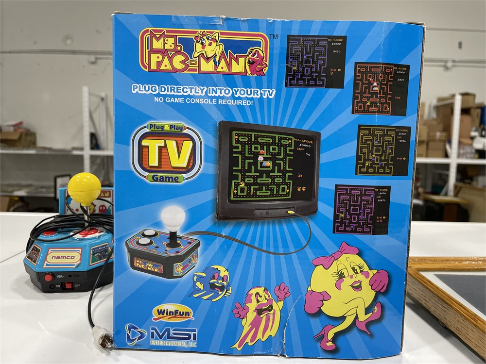 2000 pac man plug and play right handed