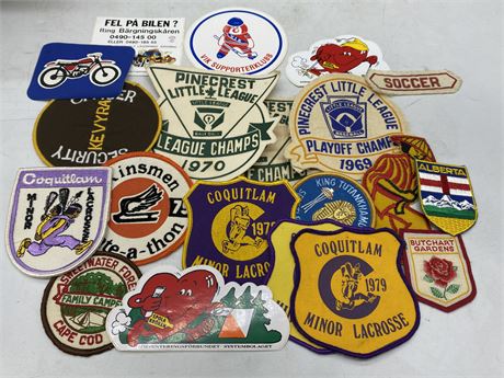 LOT OF VINTAGE PATCHES INCLUDING HOCKEY & BASEBALL