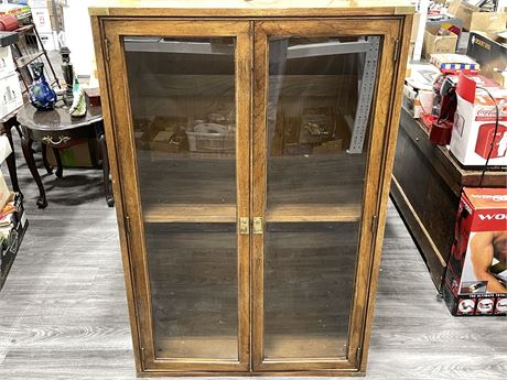 DISPLAY CABINET WITH LIGHTS 32”W X 19”D X 51”H