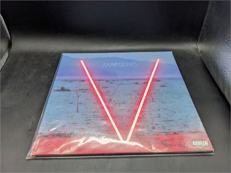 MAROON 5 - SPECIAL RED VINYL (NM) NEAR MINT CONDITION