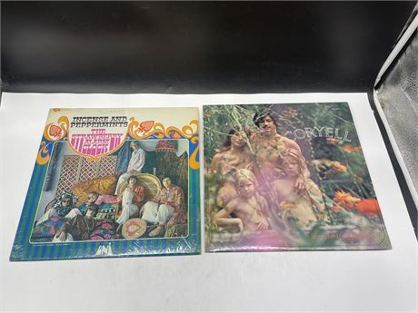 2 EARLY PRESSING MISC RECORDS - VG (SLIGHTLY SCRATCHED)