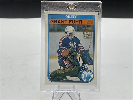 2002 TOPPS ARCHIVES GRANT FUHR ROOKIE REPRINT AUTO CARD