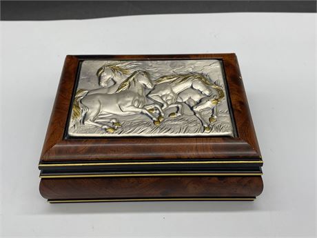 SIGNED STERLING 925 JEWELERS BOX