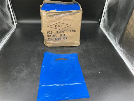 3000 BLUE PLASTIC BAGS (9x12”)