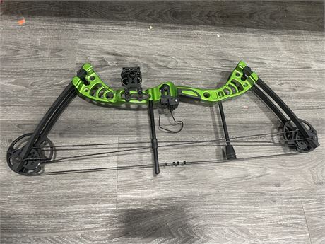 GREEN MAGNUM COMPOUND HUNTING BOW