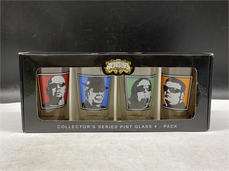 GOLD & SILVER PAWN STARS DRINKING GLASS SET