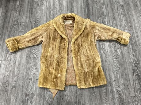 REAL FUR WOMENS JACKET - SIZE UNKNOWN