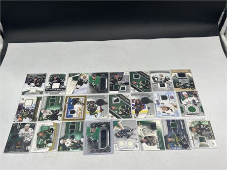 24 DALLAS STARS PATCH CARDS