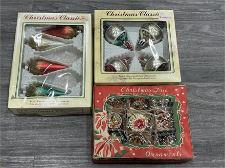 3 BOXES OF VINTAGE CHRISTMAS ORNAMENTS
