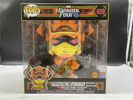 LARGE FANTASTIC FOUR GALACTUS THE LIFEBRINGER W/ THE FALLEN ONE LIMITED CHASE ED