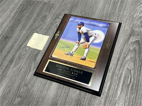 ROBERTO ALOMAR SIGNED LIMITED EDITION PICTURE W/COA (12”x15”)