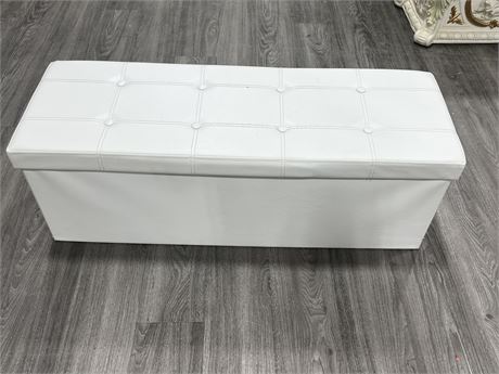 COLLAPSABLE STORAGE BENCH (43” wide)