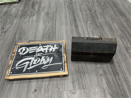 VINTAGE WOODEN LUNCH BOX & DEATH OR GLORY SIGN 15”x11”