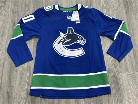 NEW W/TAGS SIZE XL ELIAS PETTERSSON CANUCKS JERSEY - ADIDAS - RETAIL 250$