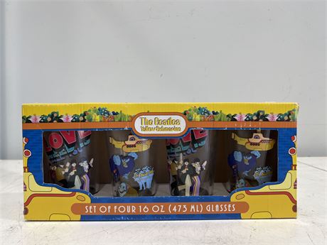 THE BEATLES YELLOW SUBMARINE 4 GLASS COLLECTORS SET