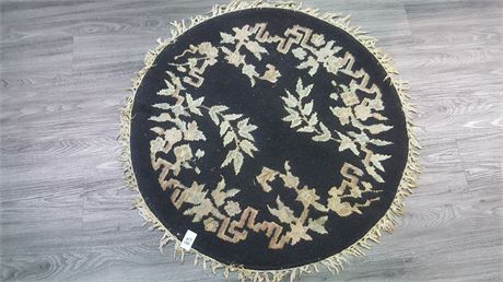 CHINESE RUG (40 inches)