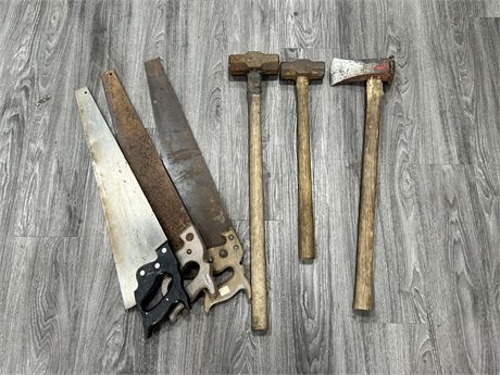 LOT OF VINTAGE SAWS, HAMMERS & AXE
