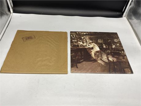 LED ZEPPELIN RECORD - IN THROUGH THE OUT DOOR - NEAR MINT