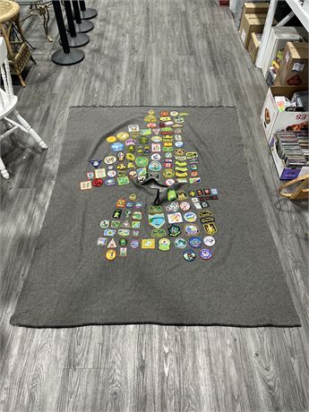 VINTAGE PATCH COLLECTION ON BLANKET