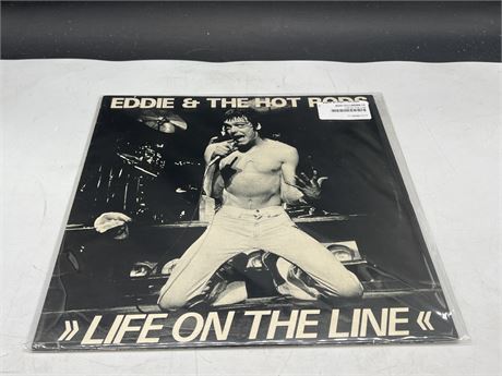 EDDIE & THE HOT RODS - LIFE ON THE LINE - EXCELLENT (E)
