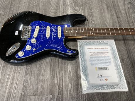 EARTH WIND & FIRE BAND SIGNED ELECTRIC GUITAR (COA)
