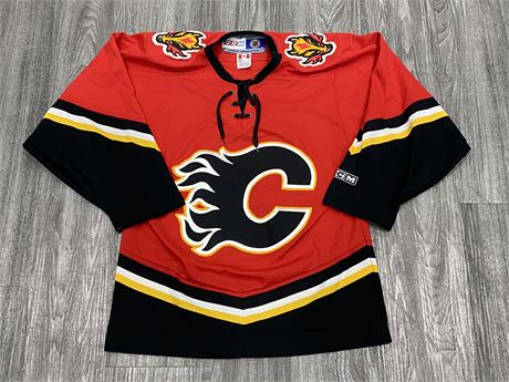 CALGARY FLAMES JERSEY - SIZE S