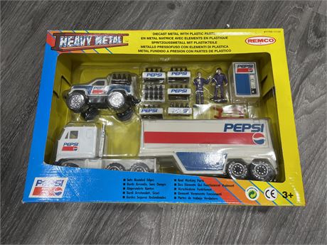HEAVY METAL PEPSI TRUCK SET IN BOX