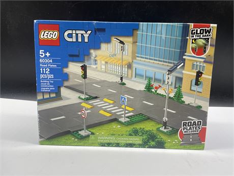 FACTORY SEALED LEGO CITY SET 60304