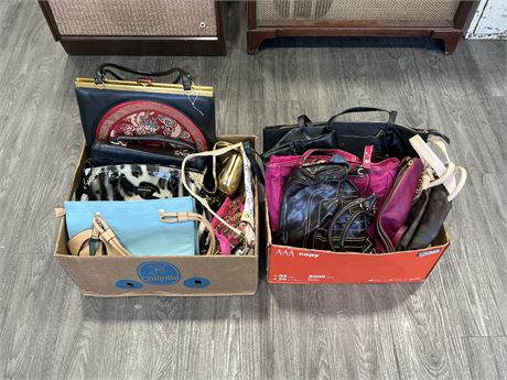 2 BOXES OF ASSORTED WOMENS PURSES & HAND BAGS - UNAUTHENTICATED
